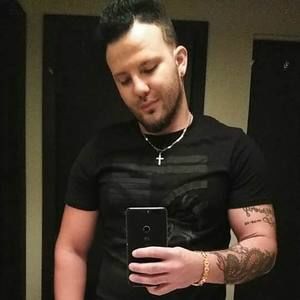 Meet your Posher, Austin